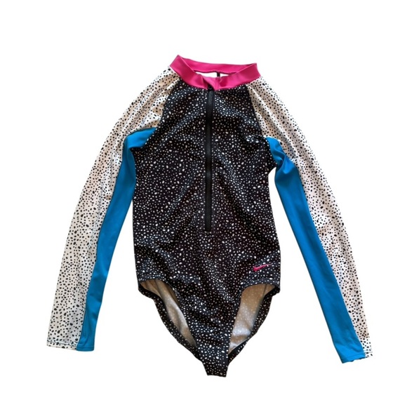Nike Girls Rashguard Size Extra Small (6-7) - Picture 1 of 10